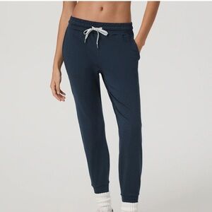 Vuori Women's Navy Jogger Pants